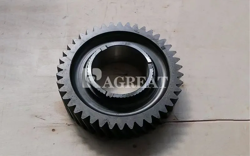 Heavy Truck Accessories 12JSDX240TA-1707030 Gearbox Transmission Spare Parts