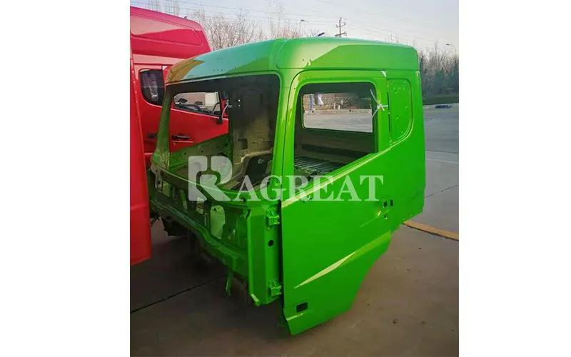 High Temperature Resistance Comfortable Truck Cab Assembly HW70 For Sinotruk