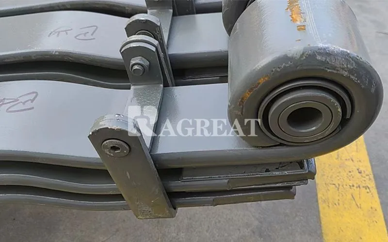 China Sinotruk Parts Automobile Front Left Leaf Spring Assembly WG9925522132 for Heavy Duty Truck