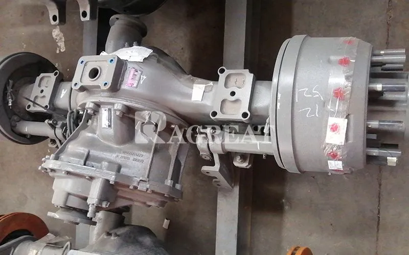 Sinotruk HOWO A7 Heavy Truck Front/Middle/Rear Axle Assembly AZ7117338733 Model Hc16