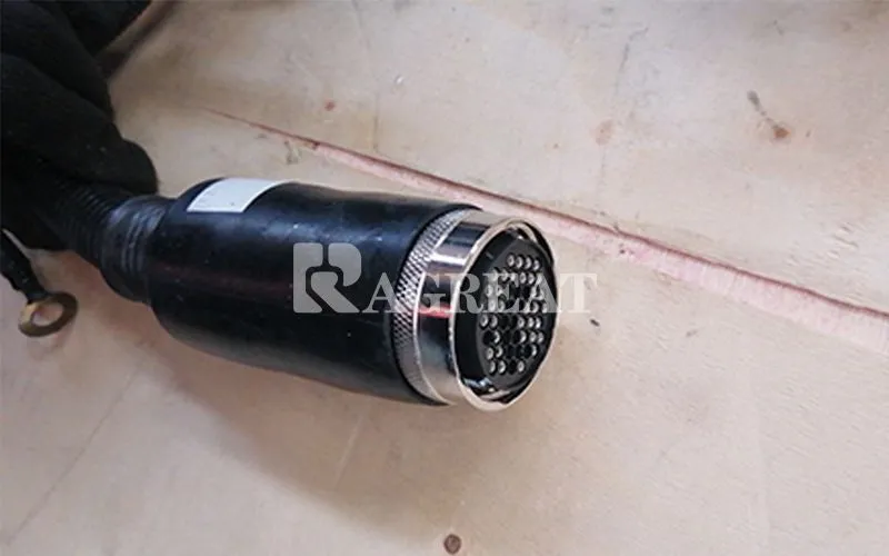 Electrical Appliances Parts Genuine SCR System Wiring Harnesses WG1034132037 For SITRAK