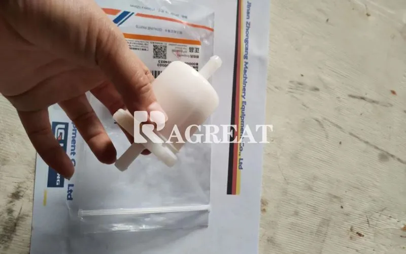 Original parts Fuel Filter Cartridge Replacement Part for Construction Machinery Filters