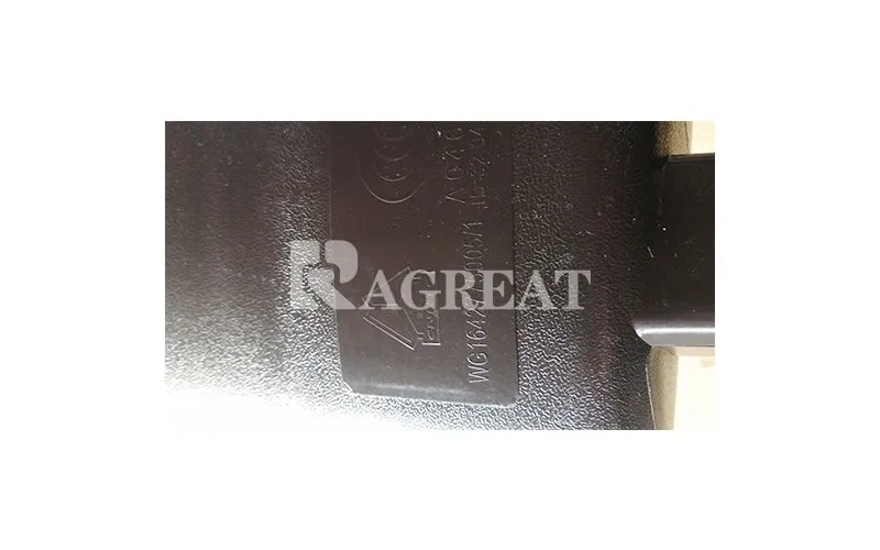 Truck Accessories Original Parts Luxury Right Rearview Mirror For Sinotruk HOWO