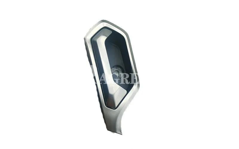 Sinotruk HOWO Hohan Heavy Truck Parts Spare Parts Right Door Inner Handle YG1671340025