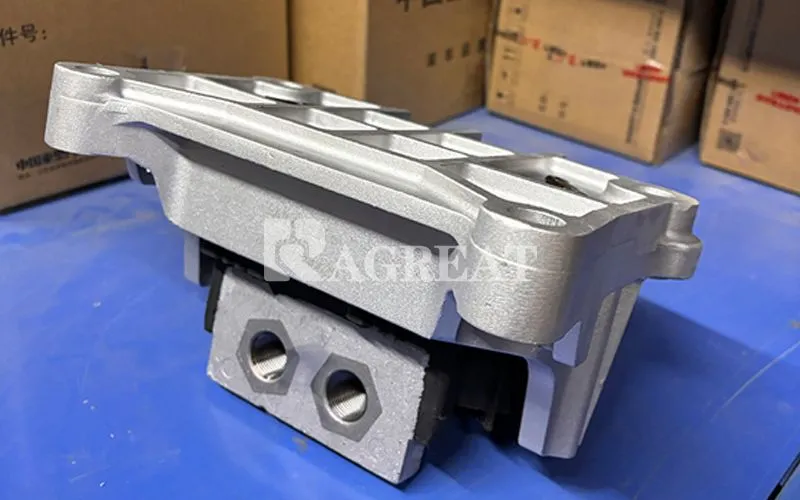 SINOTRUK Engine part Rubber Mounts WG9925590520