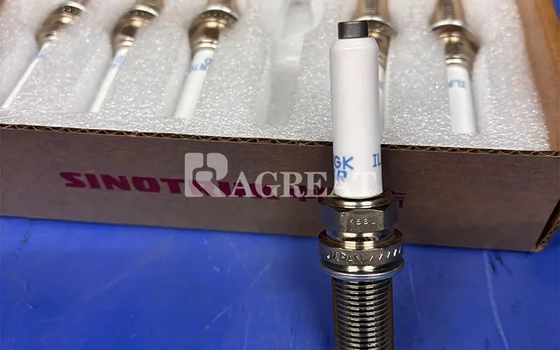 Original HOWO parts Spark Plugs 202V25923-0005​ for Heavy Truck Parts