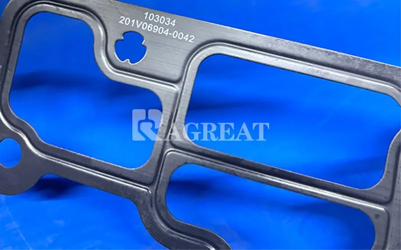 HOWO Original Diesel Engine Parts Thermostat Housing Gaskets