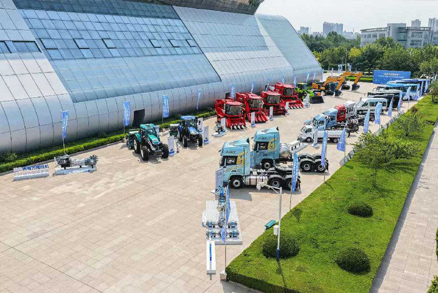 Over a hundred enterprises along the power equipment industrial chain "visited Weichai"